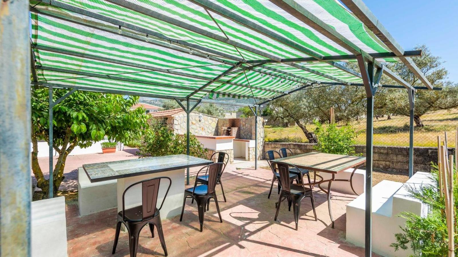 Casa Rural El Ciruelo Loco Alfarnate By Ruralidays Alfarnatejo 外观 照片